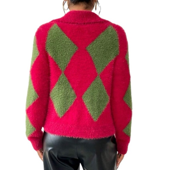 Button Front Fluffy Knit Sweater pattern  red green - Picture 3 of 4